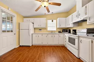 1222 Zapata Pl, Lady Lake, FL 32159 - Photo 19