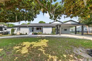 32739 Lake Eustis Dr, Tavares, FL 32778 - Photo 5