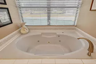 32739 Lake Eustis Dr, Tavares, FL 32778 - Photo 31