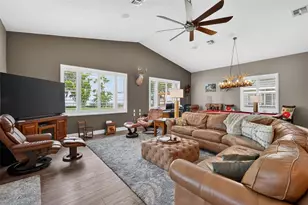 32739 Lake Eustis Dr, Tavares, FL 32778 - Photo 17