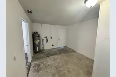 316 E Primrose Lane, Lady Lake, FL 32159 - Photo 7