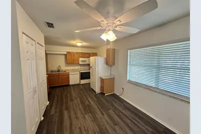 316 E Primrose Lane, Lady Lake, FL 32159 - Photo 3