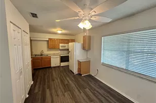 316 E Primrose Ln, Lady Lake, FL 32159 - Photo 3