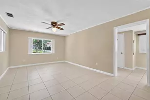 2710 Westside Dr, Leesburg, FL 34748 - Photo 9