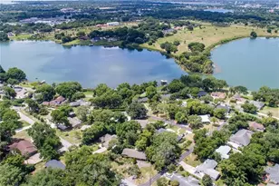 2304 Country Club Rd, Eustis, FL 32726 - Photo 3