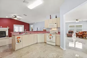 329 Lake Daisy Loop, Winter Haven, FL 33884 - Photo 11