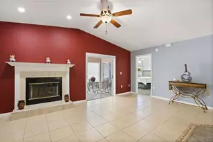 329 Lake Daisy Loop, Winter Haven, FL 33884 - Photo 7