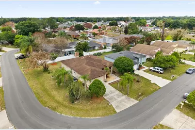 329 Lake Daisy Loop, Winter Haven, FL 33884 - Photo 3