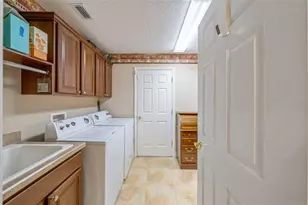 2741 Persimmon Loop, The Villages, FL 32162 - Photo 29