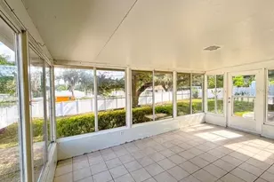 121 E Pine St, Howey in the Hills, FL 34737 - Photo 13