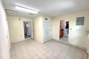 121 E Pine St, Howey in the Hills, FL 34737 - Photo 29