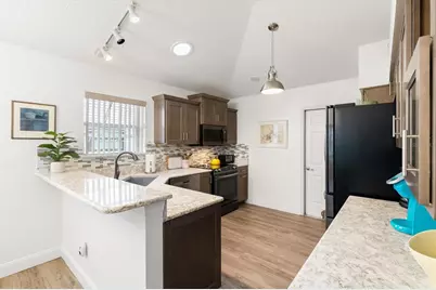 1008 Ventura Drive, The Villages, FL 32159 - Photo 9