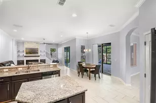 410 Sauvignon Way, Groveland, FL 34736 - Photo 11