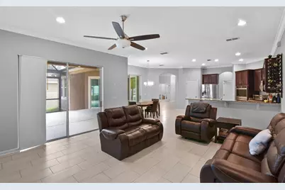 410 Sauvignon Way, Groveland, FL 34736 - Photo 13