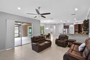 410 Sauvignon Way, Groveland, FL 34736 - Photo 13