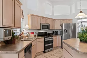 8755 SE 177th Grassmere St, The Villages, FL 32162 - Photo 13