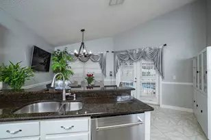4443 Oakton Dr, Orlando, FL 32818 - Photo 9