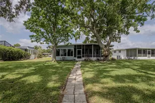 34232 Island Dr, Leesburg, FL 34788 - Photo 9