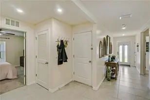 8669 Triumph Cir, Wildwood, FL 34785 - Photo 5