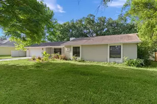 307 W Berckman St, Fruitland Park, FL 34731 - Photo 5