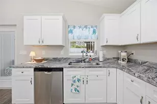 141 Fisher Way, Ocklawaha, FL 32179 - Photo 15