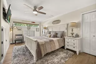 33000 Lakeshore Dr, Tavares, FL 32778 - Photo 15