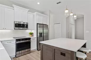 24345 Amberleaf Ct, Leesburg, FL 34748 - Photo 5