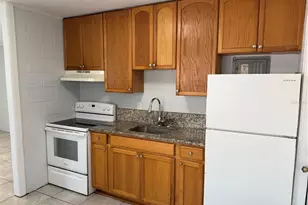 1009 McCormack St, Leesburg, FL 34748 - Photo 7
