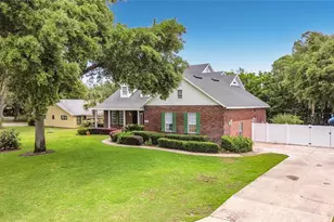 34122 Park Ln, Leesburg, FL 34788 - Photo 1