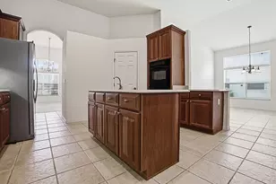 5106 Chanticleer Dr, Leesburg, FL 34748 - Photo 5