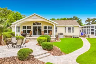 4703 Cassandra Ln, Lakeland, FL 33809 - Photo 3