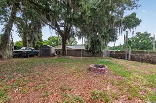 406 S 12th St, Leesburg, FL 34748 - Photo 17