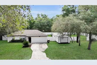 40206 Palm Street, Lady Lake, FL 32159 - Photo 1