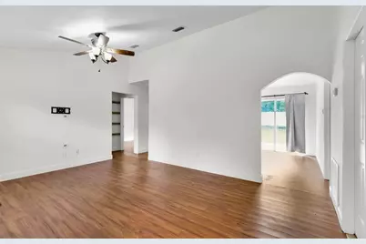 40206 Palm Street, Lady Lake, FL 32159 - Photo 9