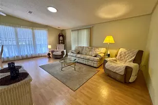 1704 Lilly Ln, The Villages, FL 32159 - Photo 11