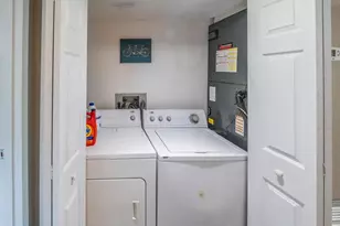 1051 S Highland St, Mount Dora, FL 32757 - Photo 25