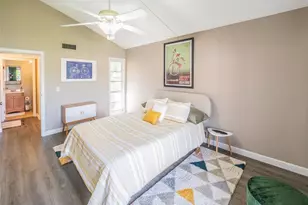 1051 S Highland St, Mount Dora, FL 32757 - Photo 13