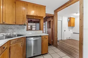 803 Carol Ct, Tavares, FL 32778 - Photo 15
