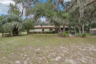 774 SE 116th Ln, Webster, FL 33597 - Photo 1