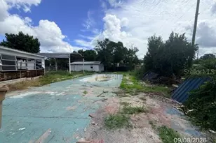 12024 Lakeview Dr, Leesburg, FL 34788 - Photo 3