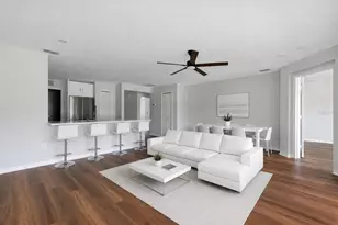 26922 White Plains Way, Leesburg, FL 34748 - Photo 9