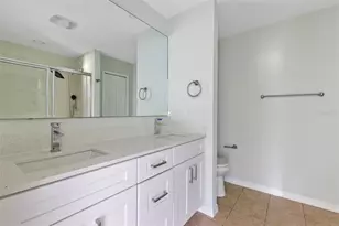 26922 White Plains Way, Leesburg, FL 34748 - Photo 11