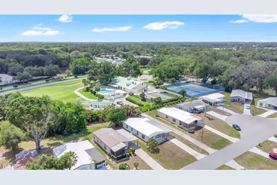 32520 W Golf Court, Leesburg, FL 34748 - Photo 33
