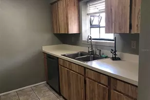 625 E 8th Ave, Mount Dora, FL 32757 - Photo 5