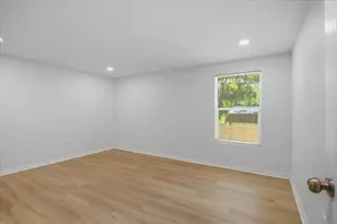 816 Woodland Ave, Leesburg, FL 34748 - Photo 9