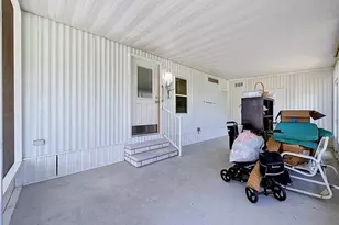 1666 Elkhart Cir, Tavares, FL 32778 - Photo 31