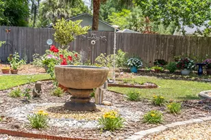 964 N Grandview St, Mount Dora, FL 32757 - Photo 9