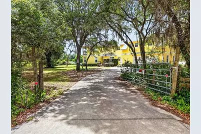 493 Malauka Loop, Ocklawaha, FL 32179 - Photo 3