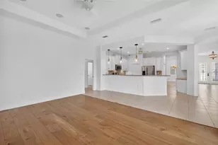 8237 Bridgeport Bay Cir, Mount Dora, FL 32757 - Photo 9