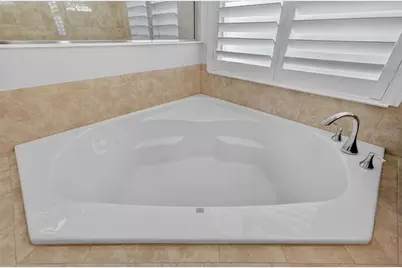 8237 Bridgeport Bay Circle, Mount Dora, FL 32757 - Photo 33